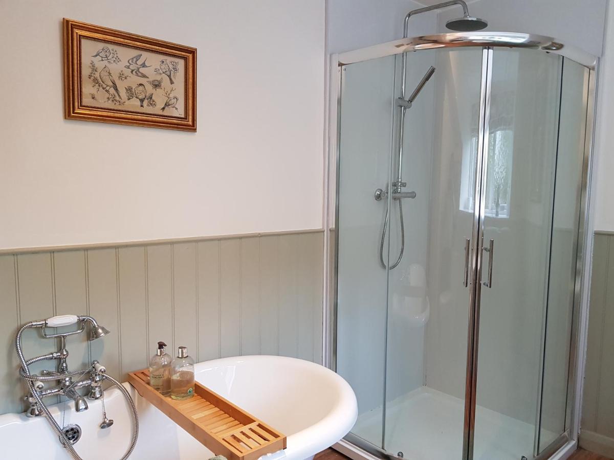Cruck Cottage Пикъринг Екстериор снимка