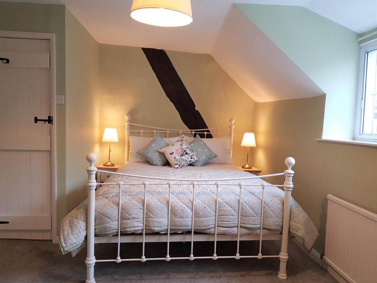 Cruck Cottage Пикъринг Екстериор снимка