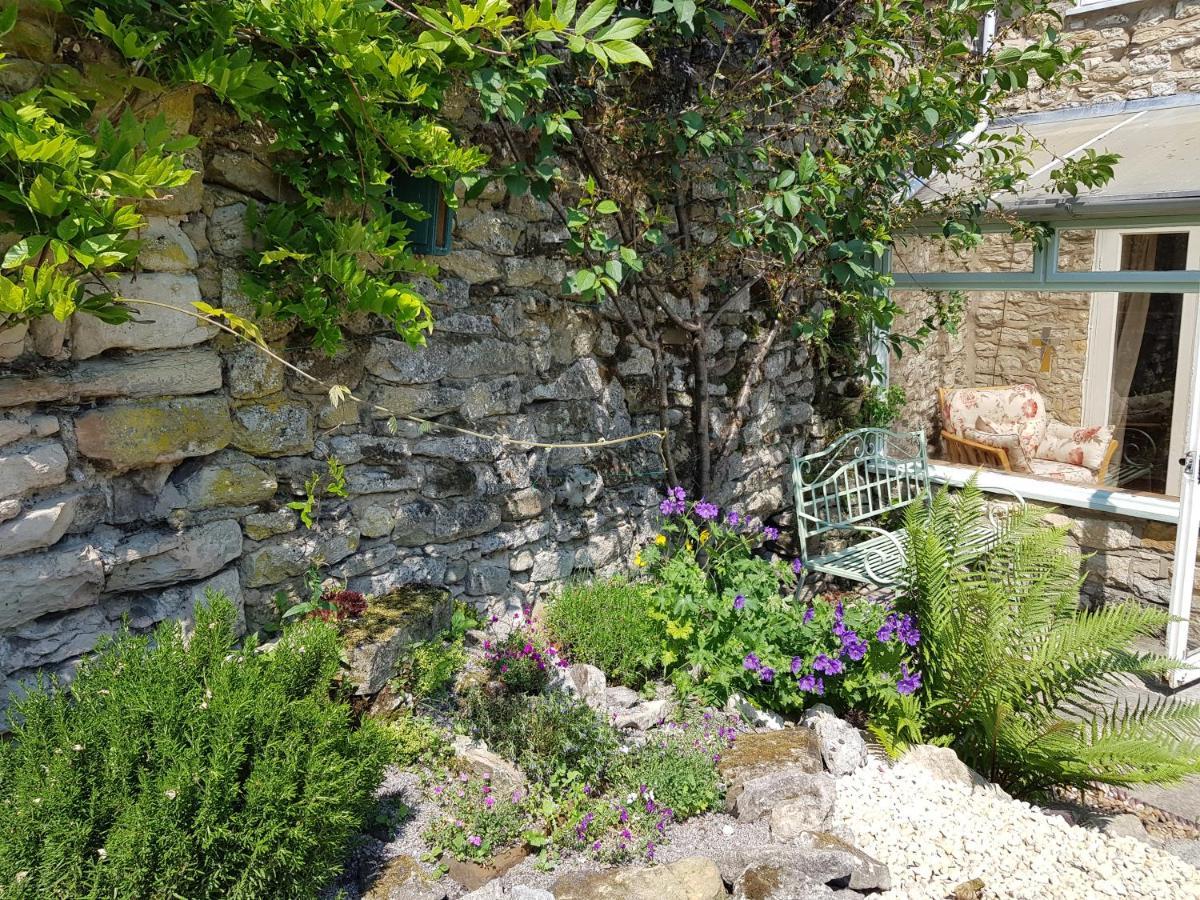 Cruck Cottage Пикъринг Екстериор снимка