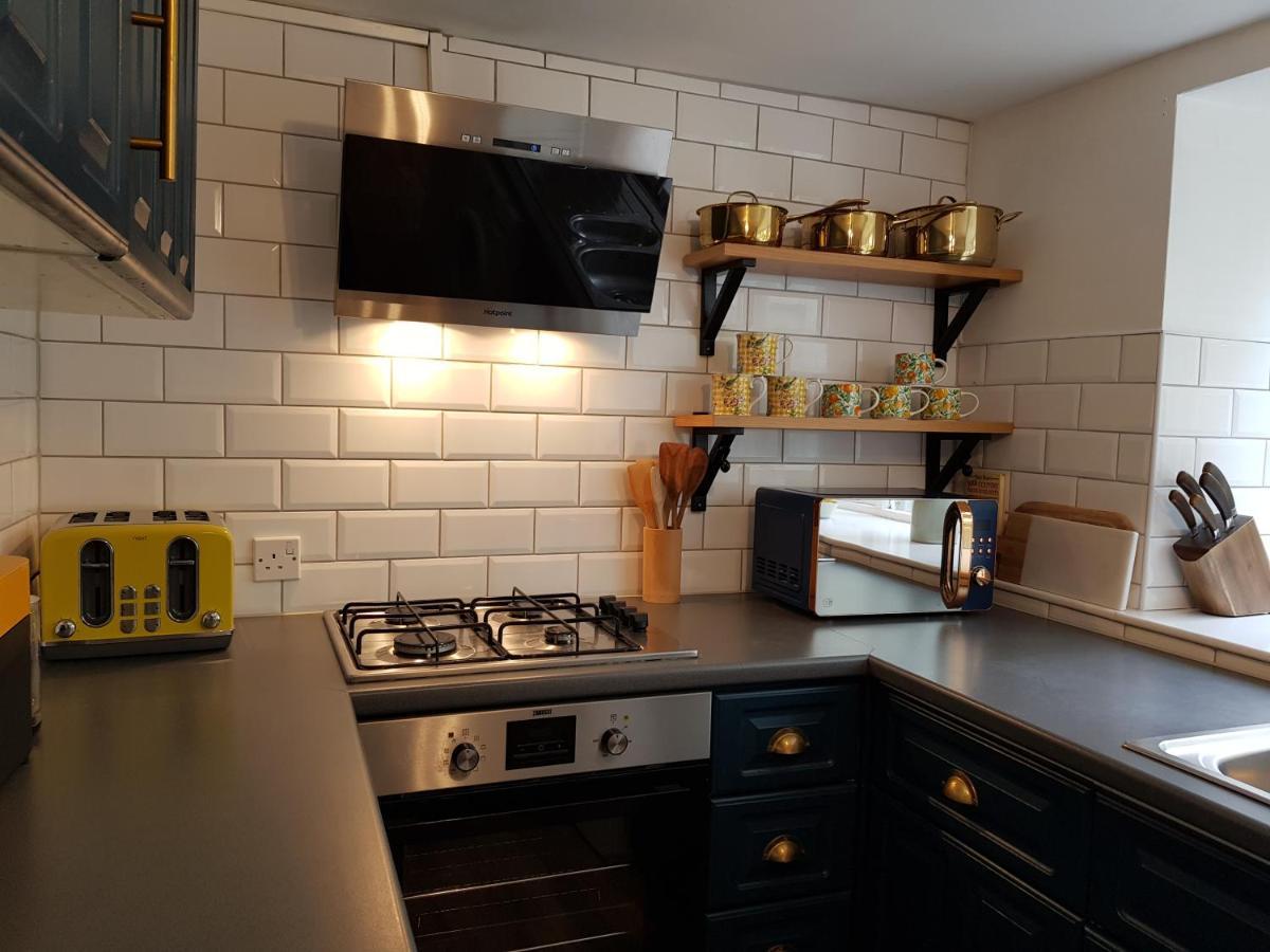 Cruck Cottage Пикъринг Екстериор снимка