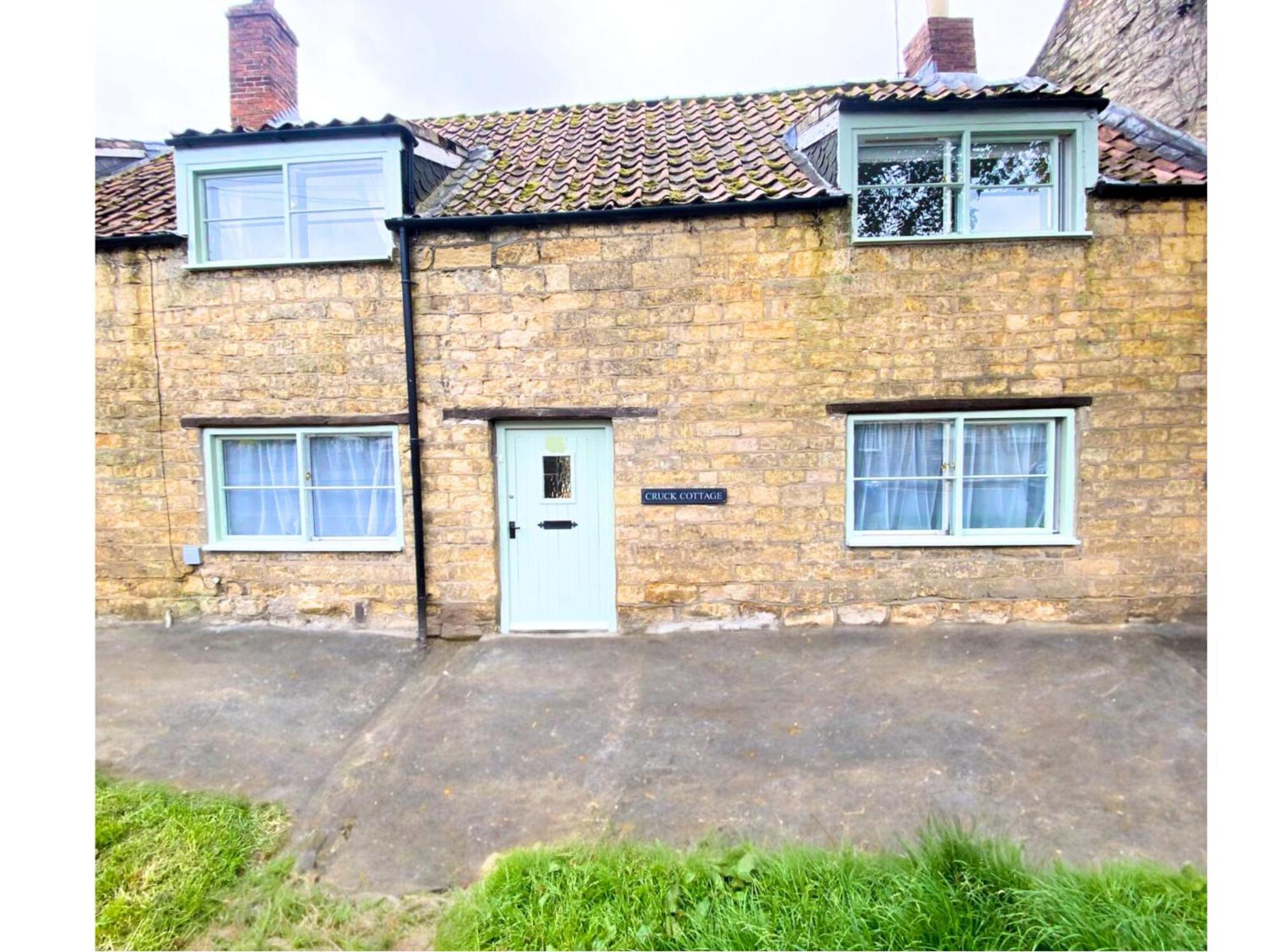 Cruck Cottage Пикъринг Екстериор снимка